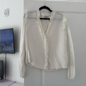 Evereve White Ruffled Blouse